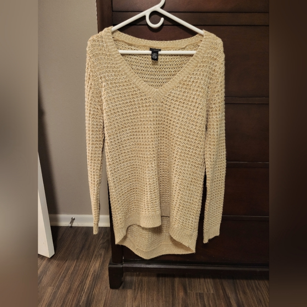 Woman's sweater